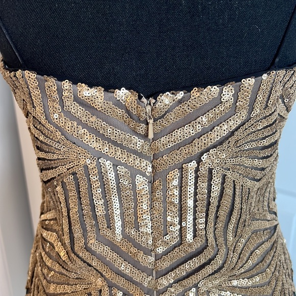 Aidan Mattox sequin dress - Picture 5 of 8